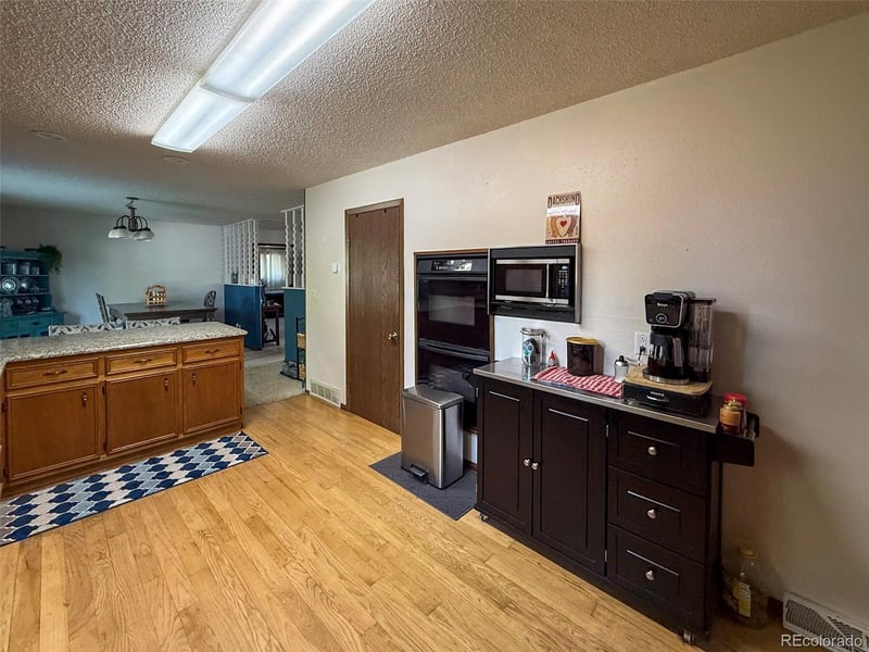 870 15th St, Burlington, CO 80807