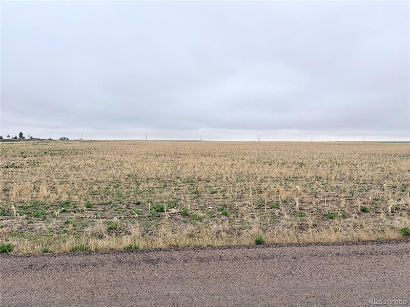 9650 Manila Rd, Bennett, CO 80237