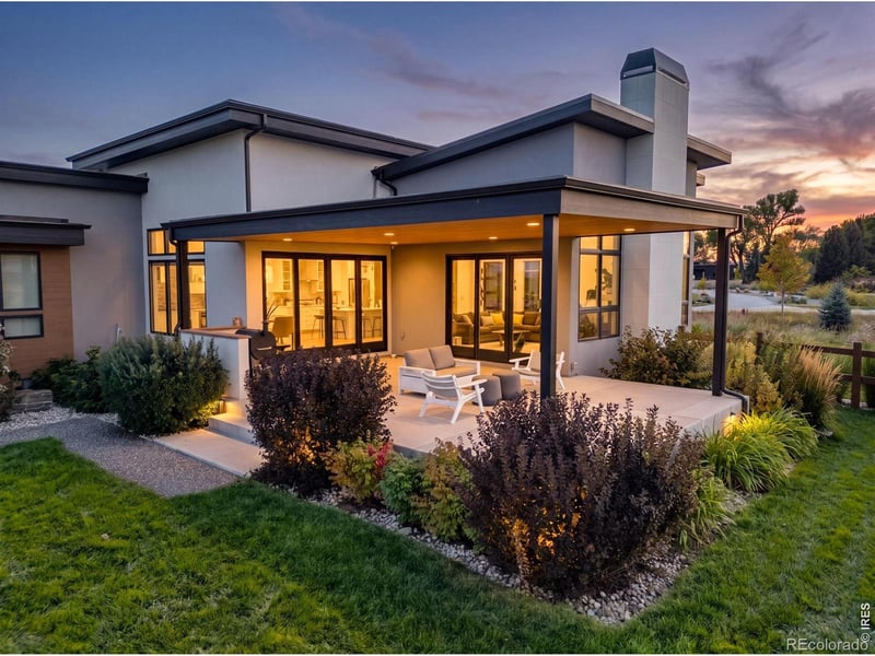 8675 Summerlin Pl, Longmont, CO 80503