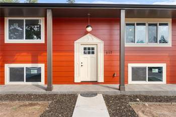 217 Fairmont St, Colorado Springs, CO 80910