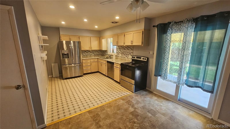 5166 Colgate Pl, Denver, CO 80236