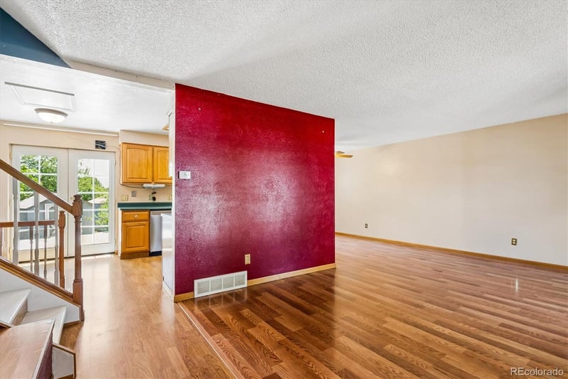 7618 S Holland Way, Littleton, CO 80128