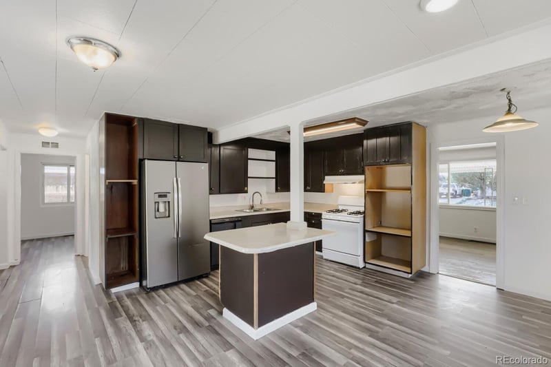 1273 Moline St, Aurora, CO 80010