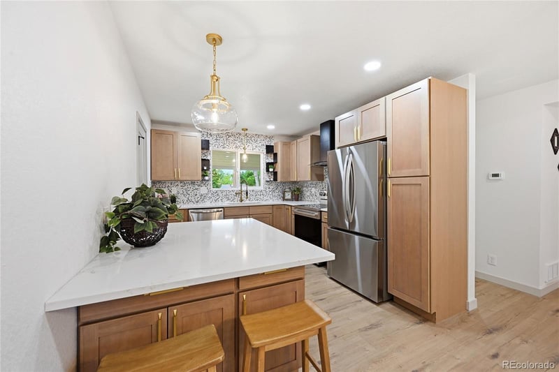 580 S Field Ct, Lakewood, CO 80226