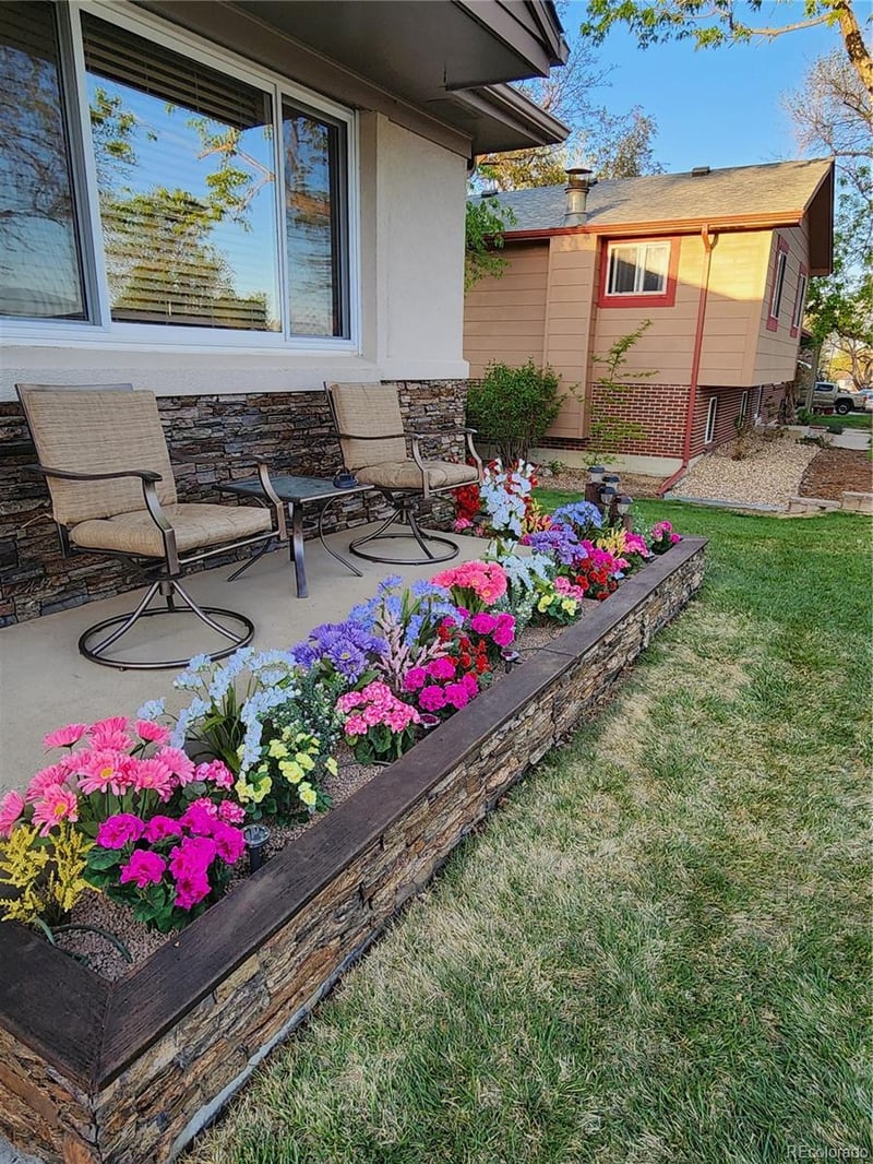 841 Phillips Dr, Northglenn, CO 80233
