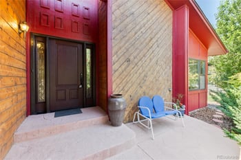 18396 E Berry Dr, Centennial, CO 80015