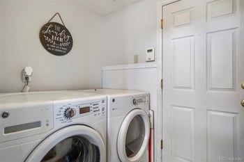 2366 S Genoa St, Aurora, CO 80013