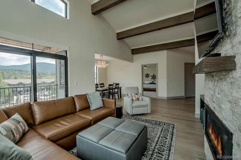 37 4th St #301E, Silverthorne, CO 80498