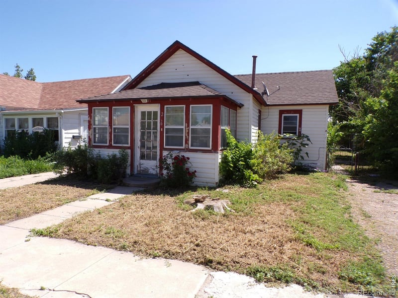226 7th Ave, Sterling, CO 80751