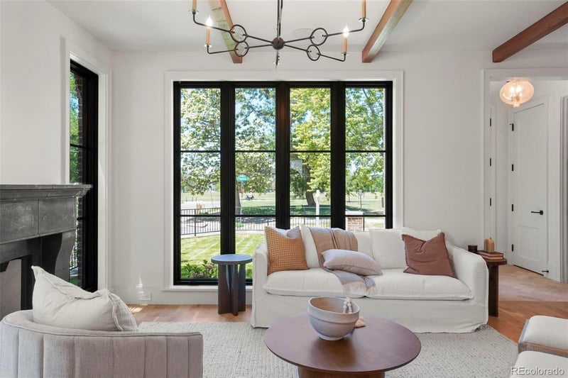888 Franklin St, Denver, CO 80209
