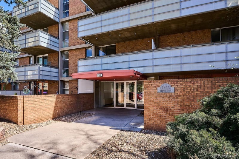 2500 York St #213, Denver, CO 80210
