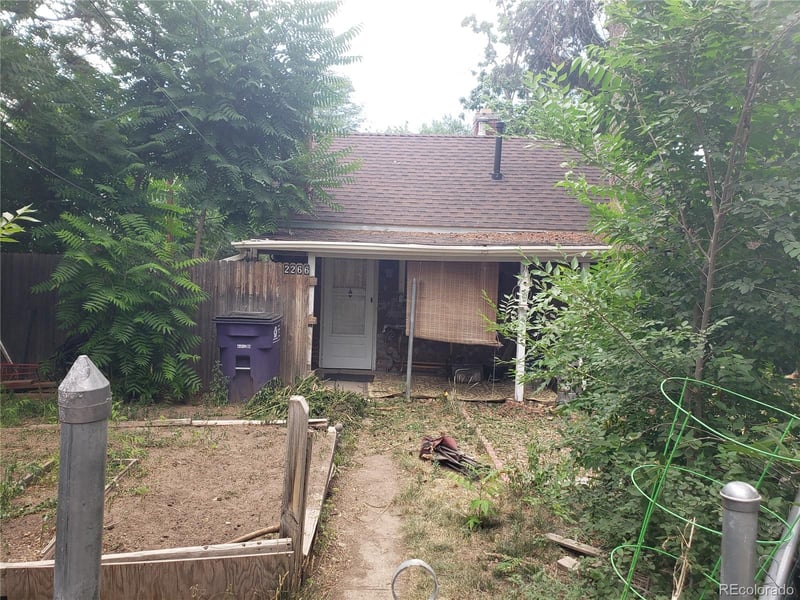 2264 S Lincoln St, Denver, CO 80210