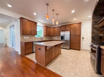 2232 Whistler Dr, Longmont, CO 80504
