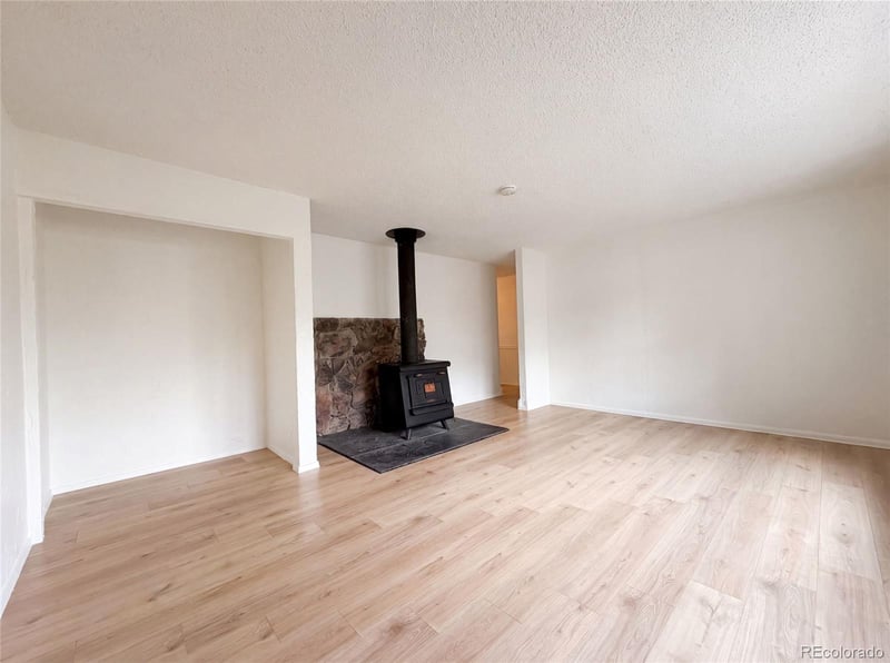 1307 Redwood Dr, Loveland, CO 80538