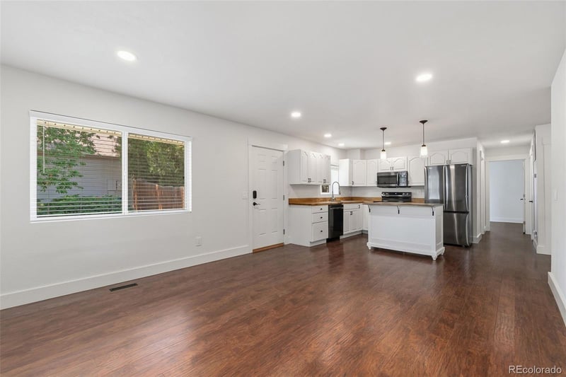15421 Princeton Ave, Aurora, CO 80013