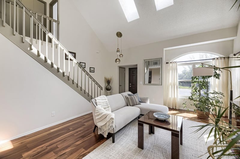 9033 W Wisconsin Ave, Lakewood, CO 80232