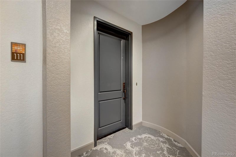7820 Inverness Blvd #111, Englewood, CO 80112