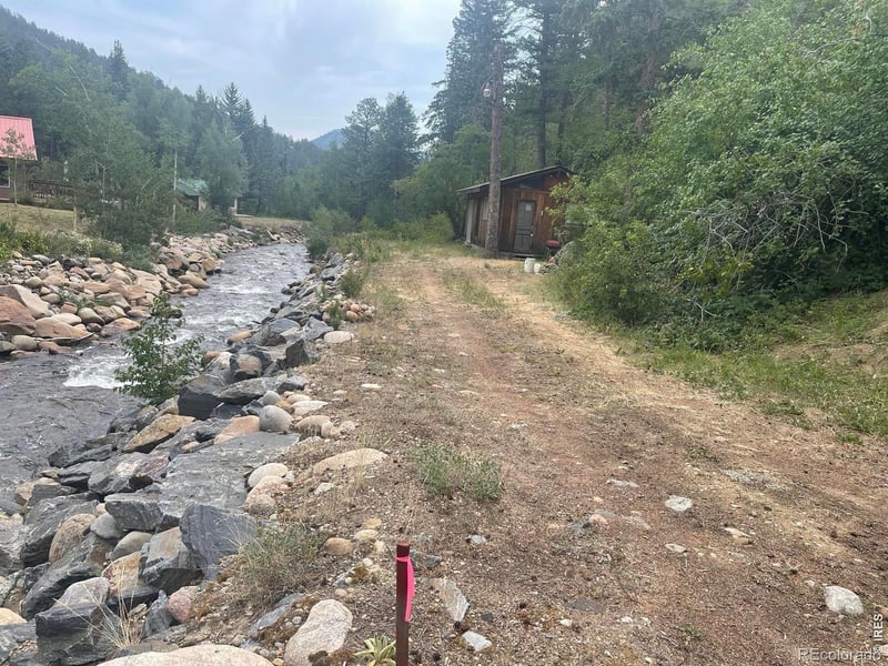 509 Riverside Dr, Lyons, CO 80540