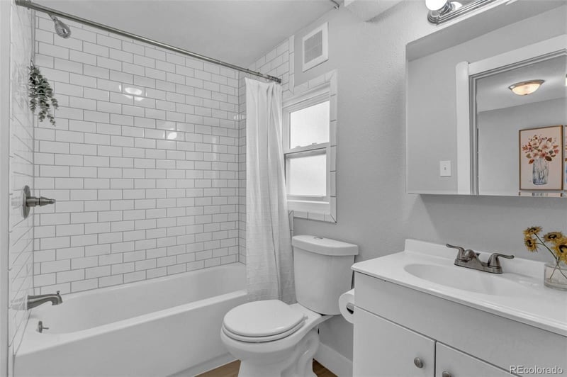 1323 8th St, Greeley, CO 80631