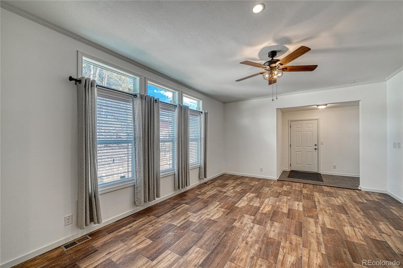 904 6 St, Leadville, CO 80461