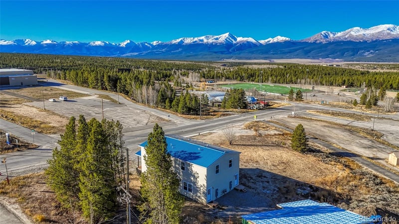 904 6 St, Leadville, CO 80461