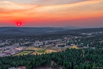 910 Spacious Skies Dr, Woodland Park, CO 80863