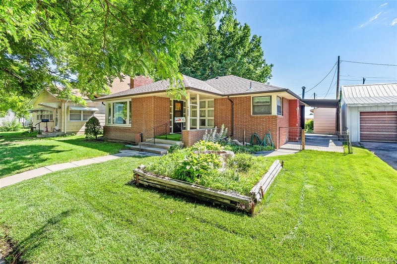 322 Emerson St, Wray, CO 80758
