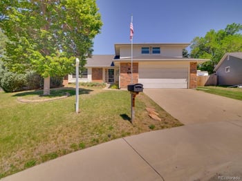 6566 S Ammons Ct, Littleton, CO 80123