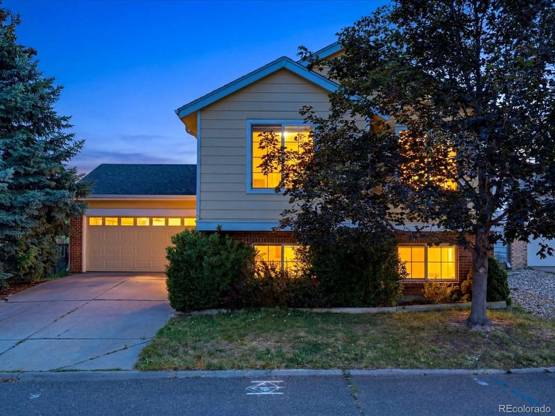 951 Conifer Ct, Littleton, CO 80126