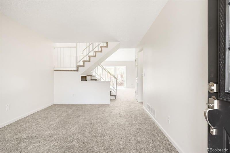 3120 Halifax St, Aurora, CO 80013