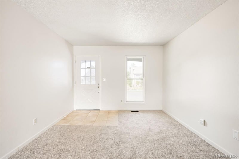 3120 Halifax St, Aurora, CO 80013