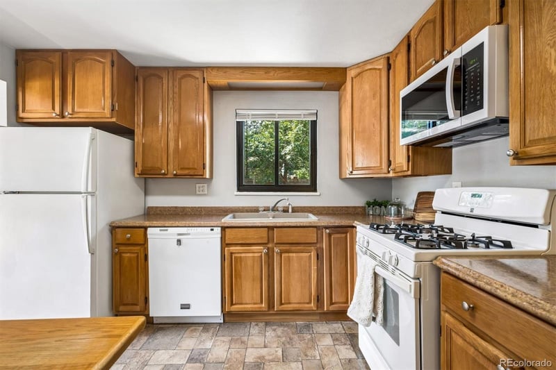 3081 Billings St, Aurora, CO 80011
