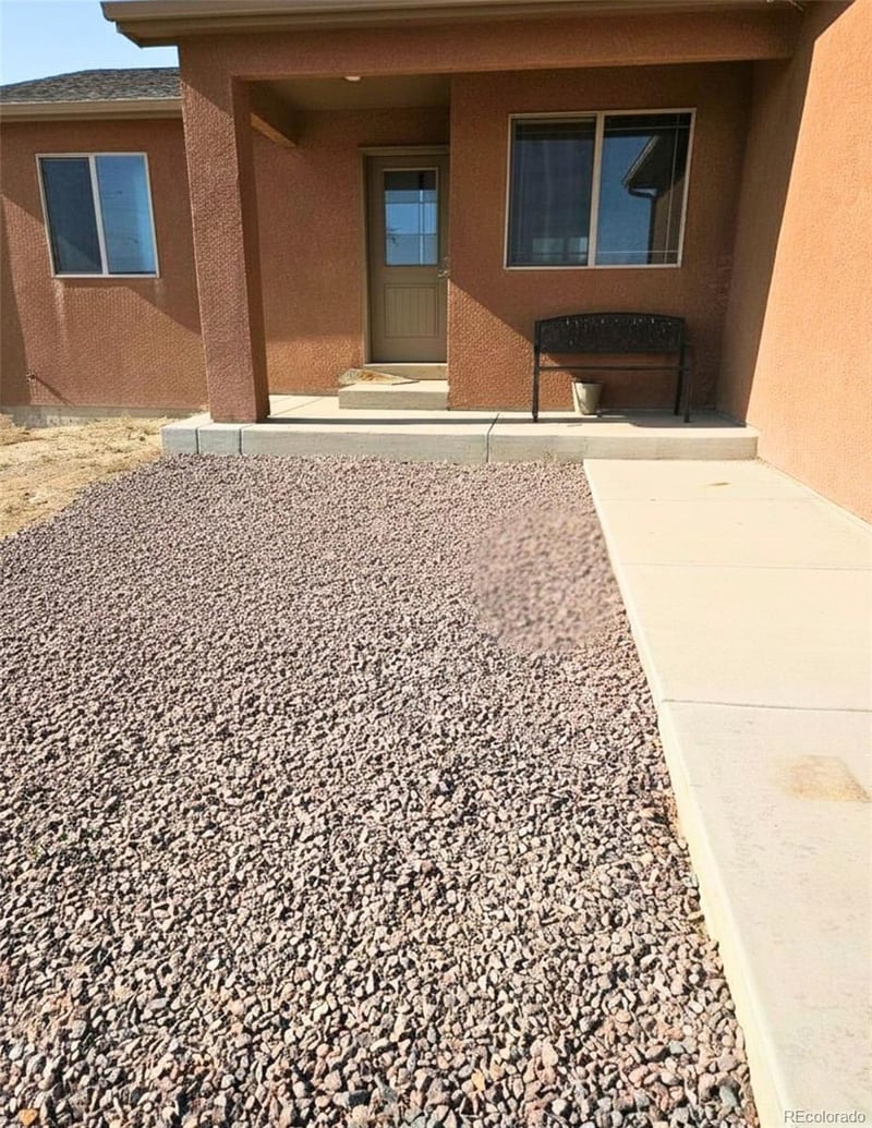 1058 Ranch Dr, Pueblo West, CO 81007