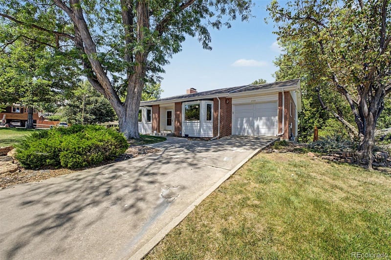 2555 Queen St, Denver, CO 80215