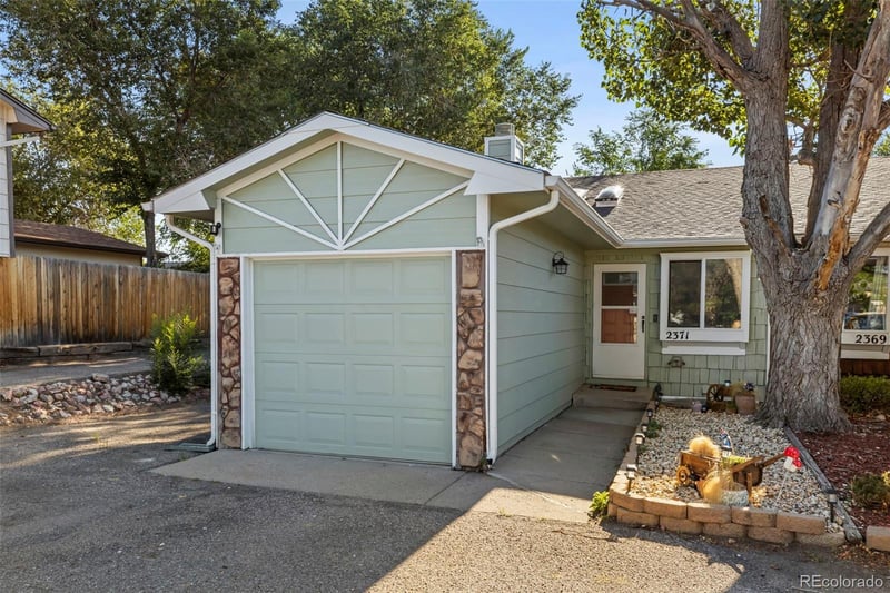 2371 Washo Cir, Colorado Springs, CO 80915