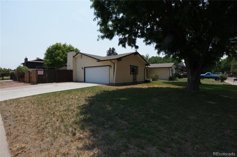 2 Verdosa Dr, Pueblo, CO 81005