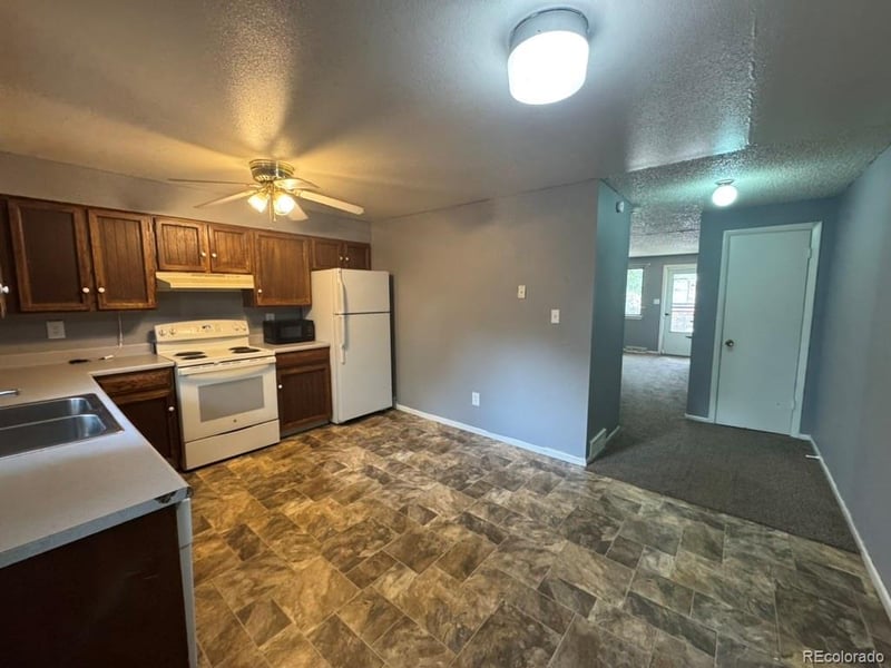 205 E Longs Peak Ave #C, Longmont, CO 80504