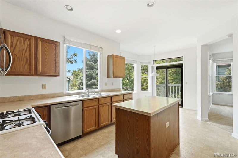 5431 S Cathay Way, Aurora, CO 80015