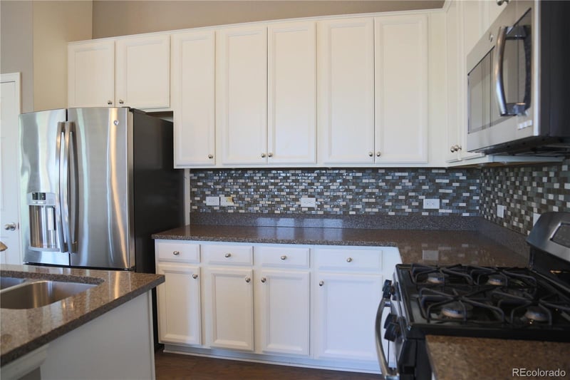 483 172nd Pl, Broomfield, CO 80023