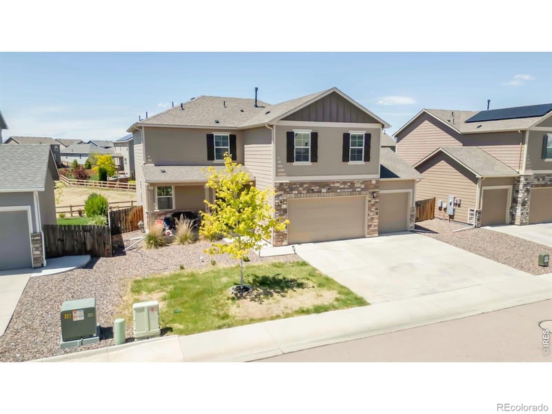 914 Charlton Dr, Windsor, CO 80550