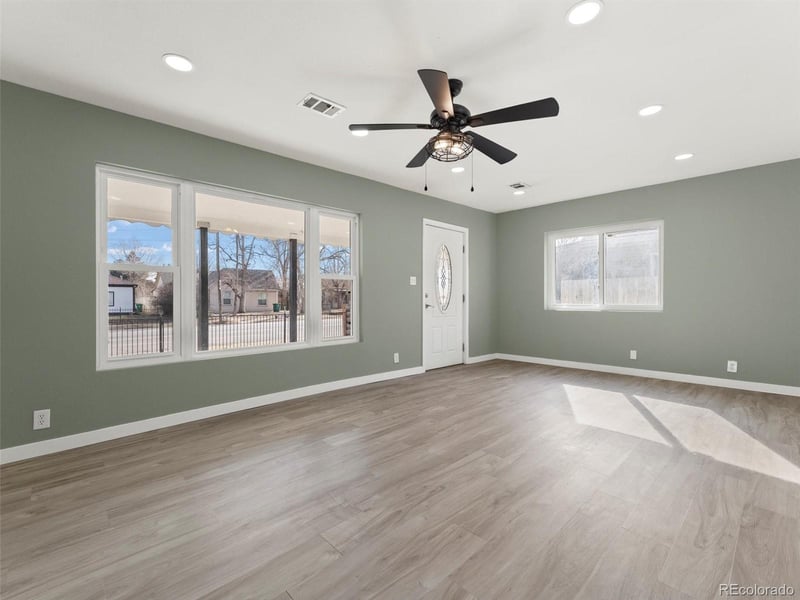 675 Knox Ct, Denver, CO 80204