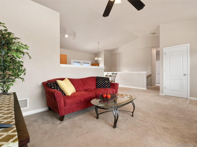 175 E Abarr Dr, Pueblo, CO 81007