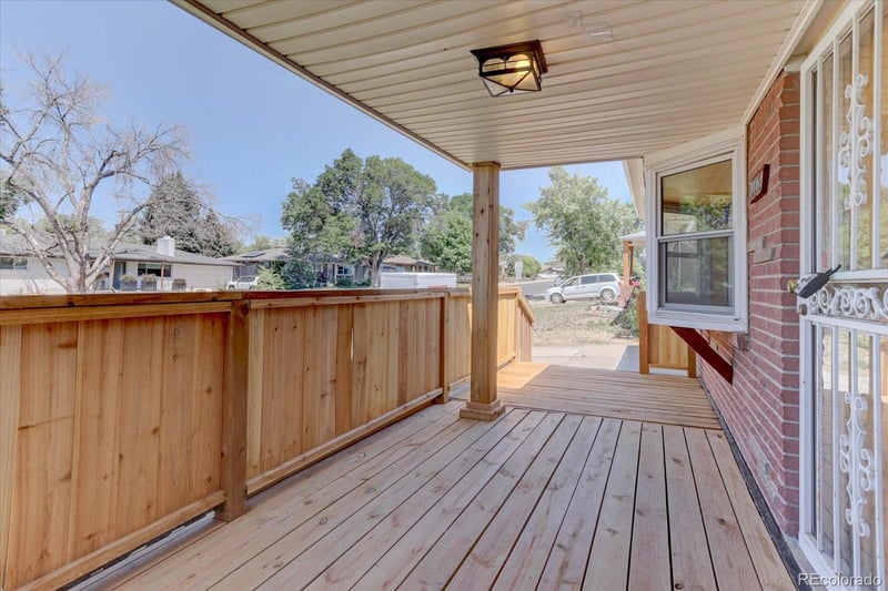 8816 Oakwood St, Westminster, CO 80031