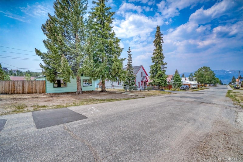 215 Elm St, Leadville, CO 80461