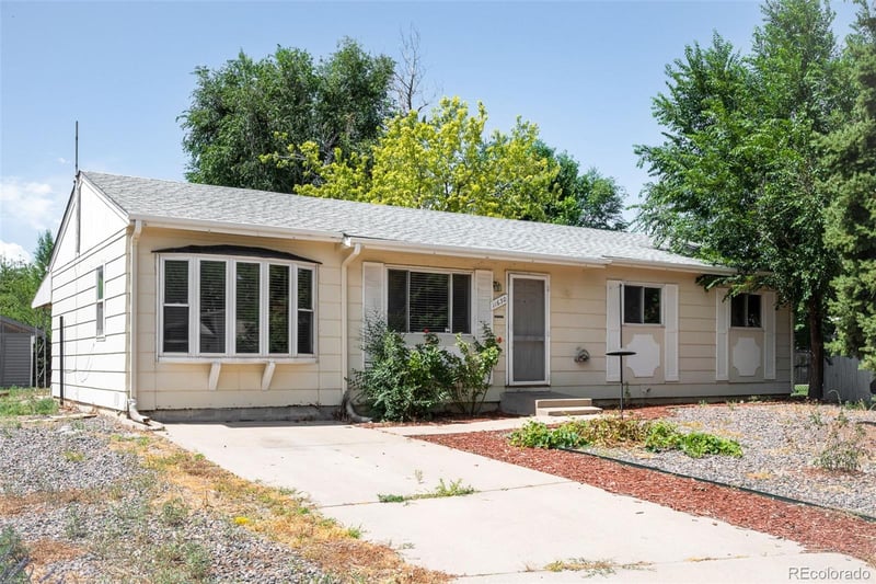 11630 E Walsh Pl, Aurora, CO 80012