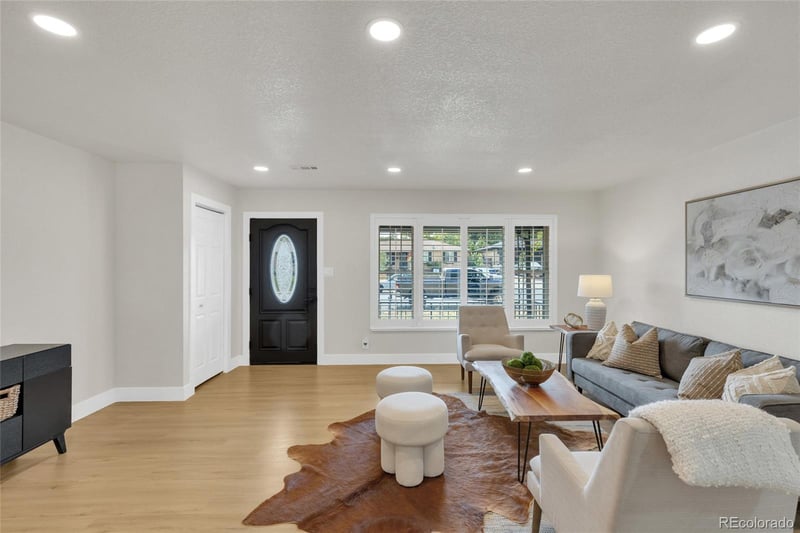 1170 Gray St, Lakewood, CO 80232
