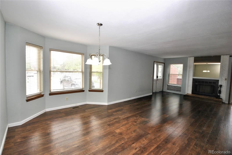 488 W Rockrimmon Blvd #G, Colorado Springs, CO 80919