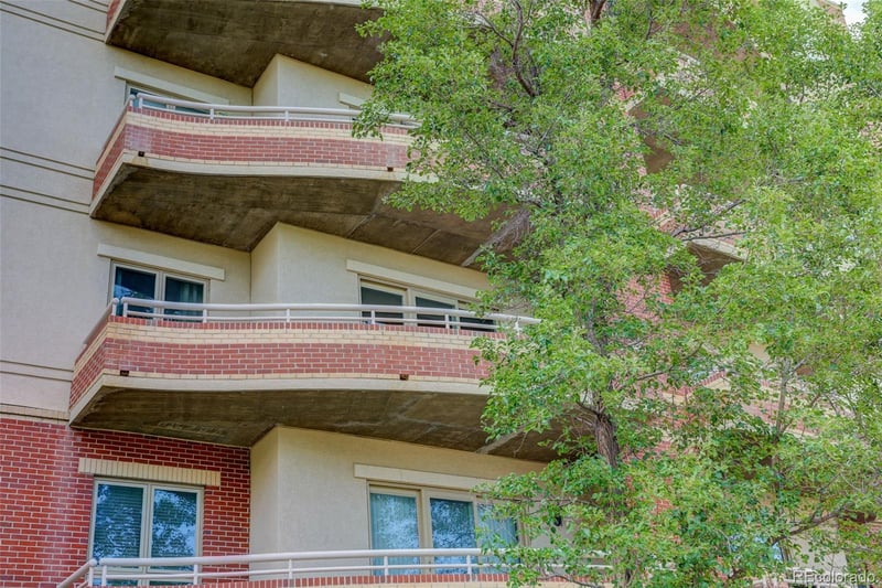 4875 Monaco St #309, Denver, CO 80237