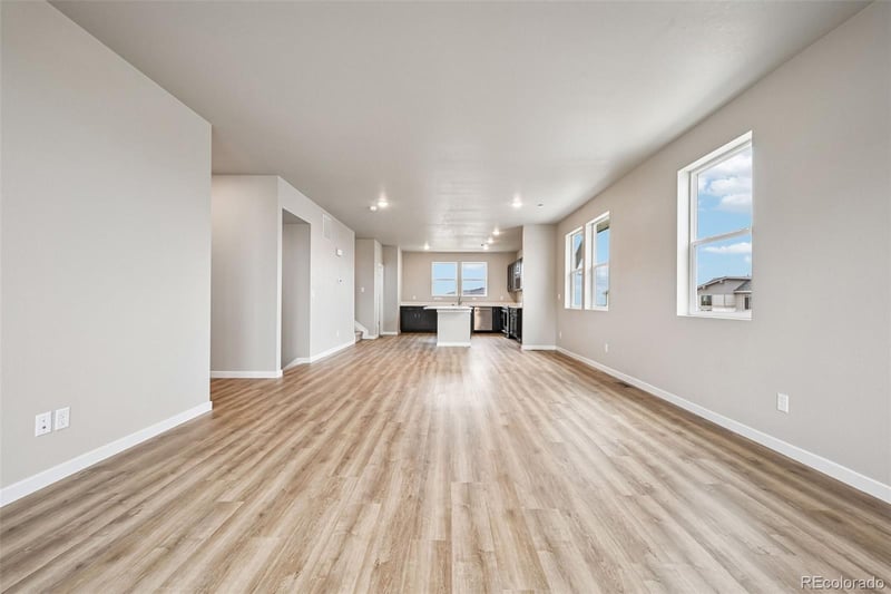 24111 E 54th Pl, Aurora, CO 80019