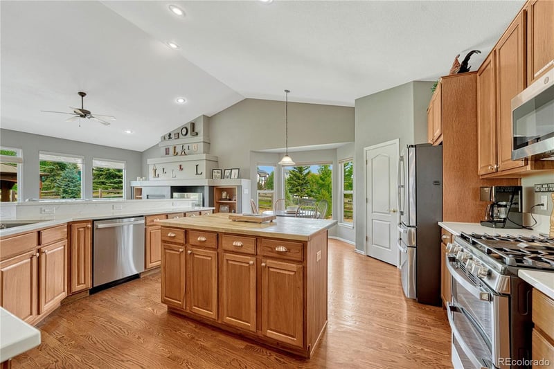15805 Dawson Creek Dr, Monument, CO 80132